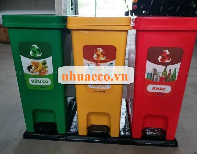 Thùng rác gia đình 3 ngăn phân loại rác