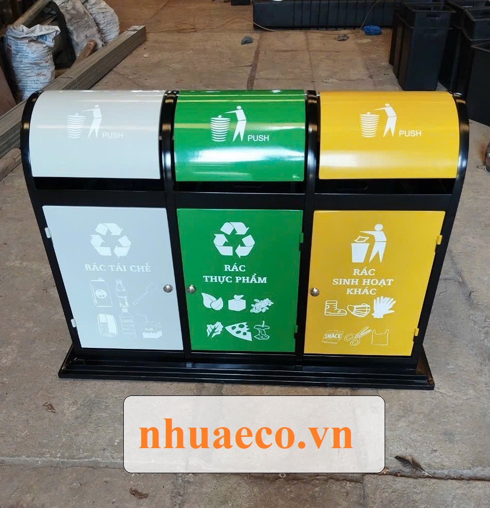 Thùng rác thép 3 ngăn phân loại rác thải tại nguồn
