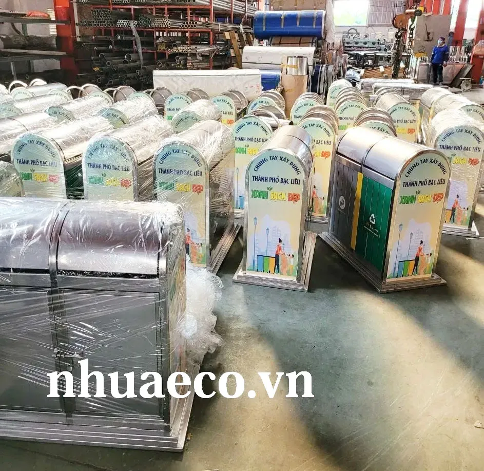 Tùng rác phân loại Green Eco thiết kế đẹp, phù hợp nhiều không gian.