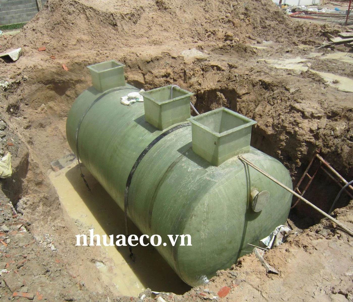 Bể tự hoại composite siêu bền, đơn giản, gọn nhẹ