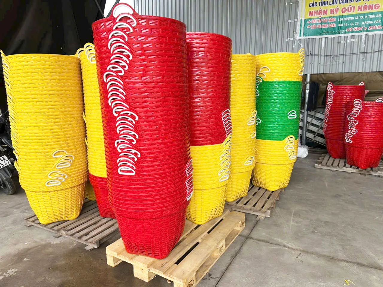 Cần xé sầu riêng Green Eco - Giải pháp đóng gói an toàn và bền vững cho nhà vườn