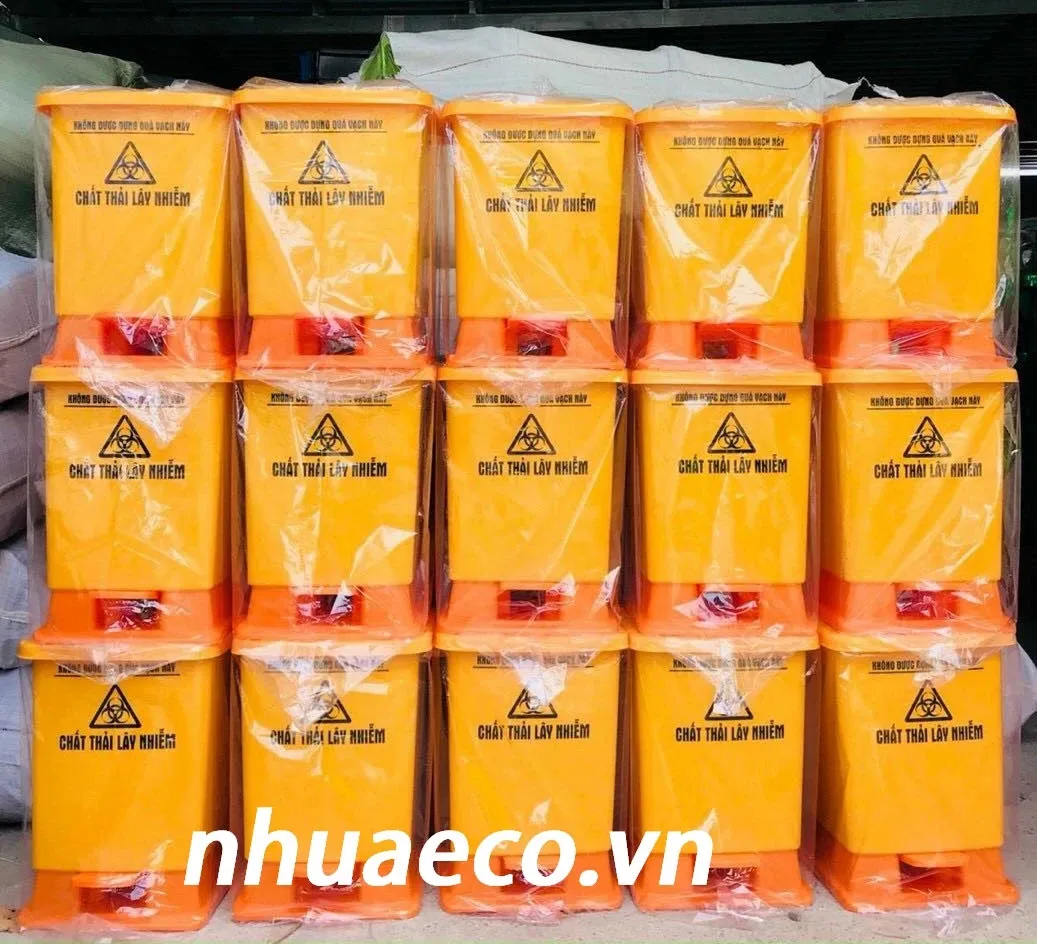 Thùng rác y tế 15L.