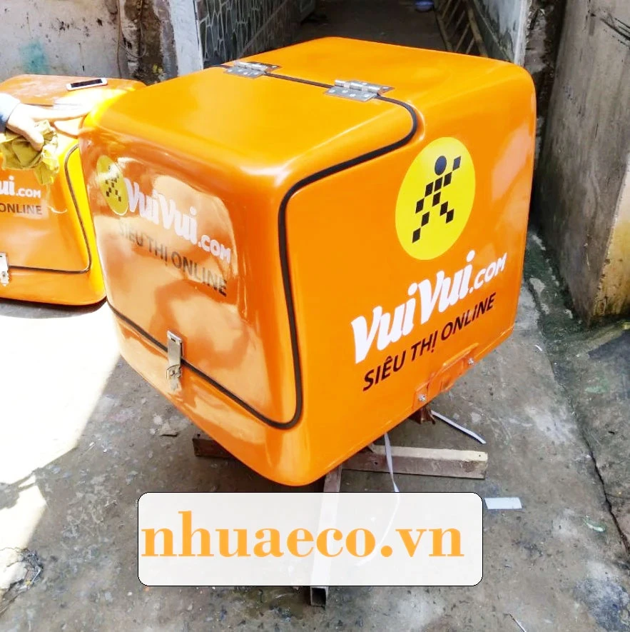 Cách bảo quản thùng chở hàng composite để kéo dài tuổi thọ sử dụng