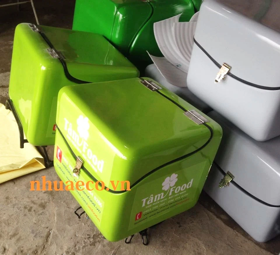 Green Eco đồng hành cùng doanh nghiệp giao nhận với giải pháp thùng chở hàng composite an toàn