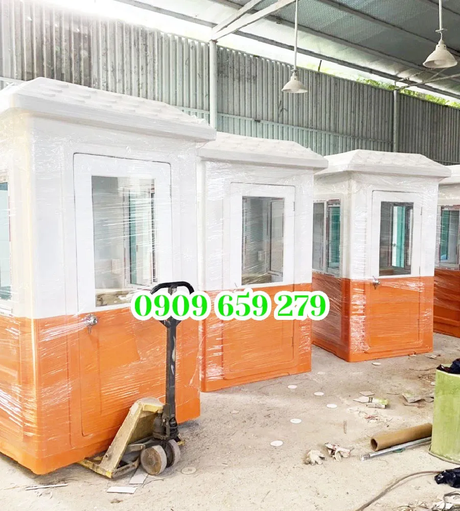 Bốt bảo vệ 1.500 x 1.500 x 2.350 mm.