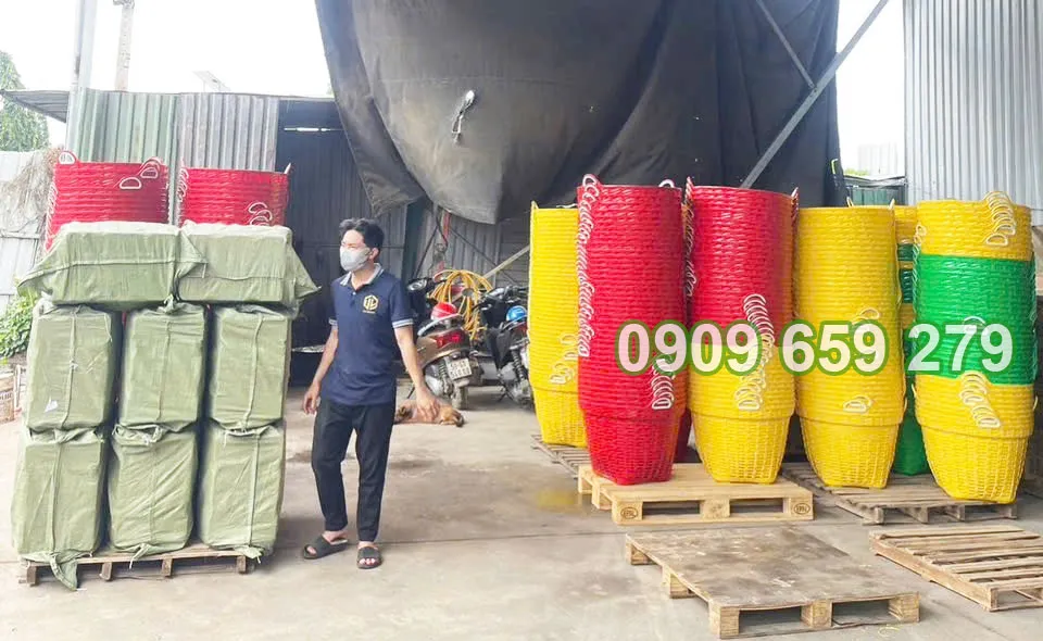 Cần xé sầu riêng Green Eco - Giải pháp tiện lợi, an toàn và xanh cho người yêu sầu riêng.