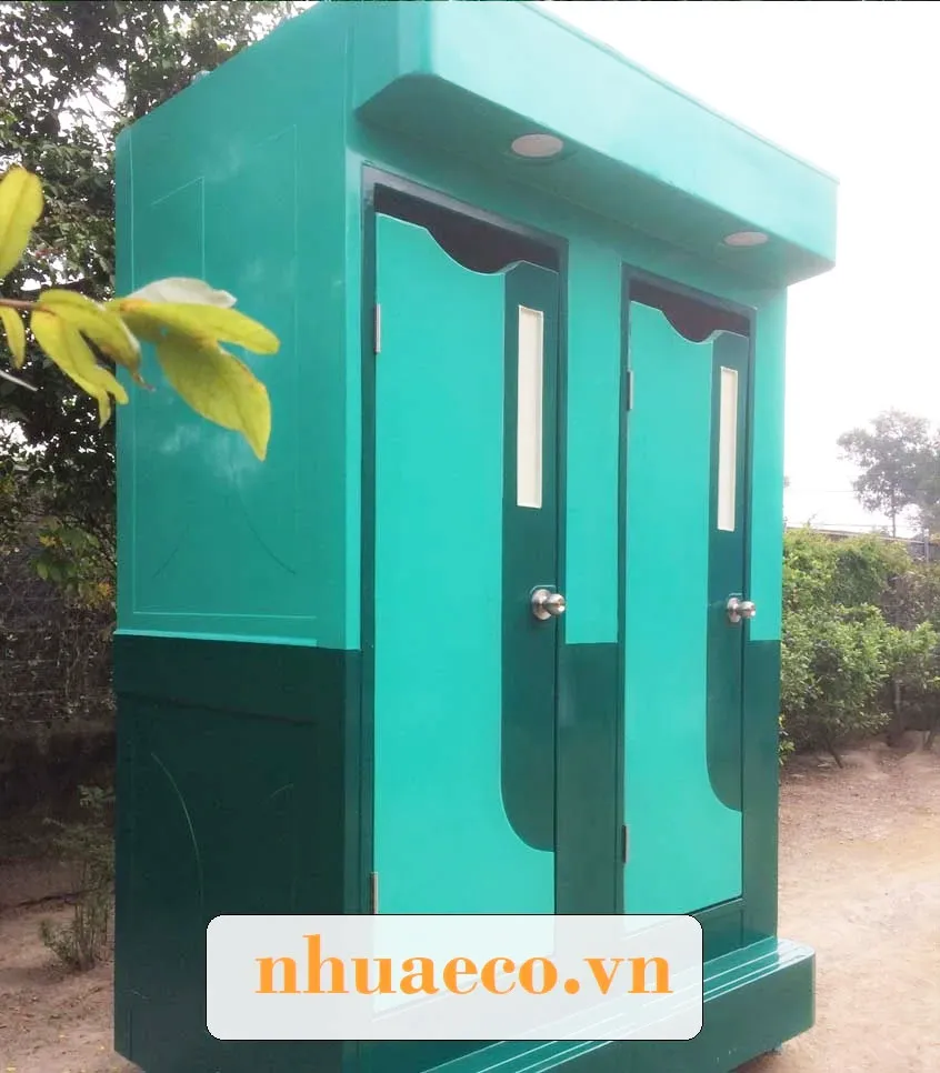 Nhà vệ sinh composite loại đôi.