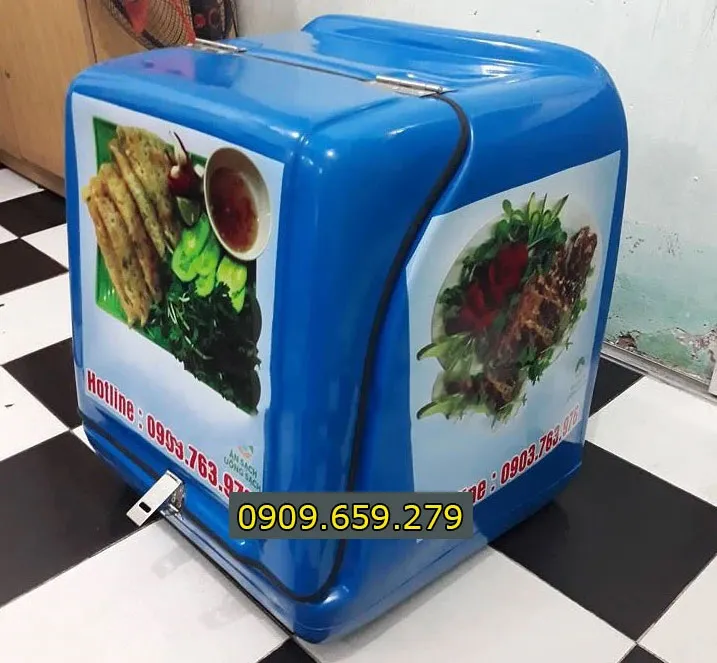 Thùng chở hàng size lớn.