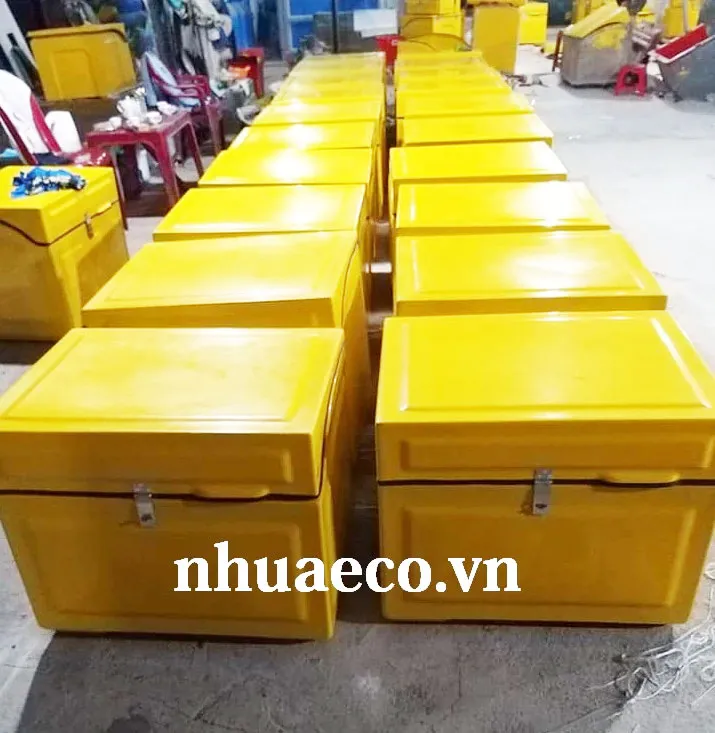 Thùng chở hàng composite phù hợp nhiều dòng xe máy.