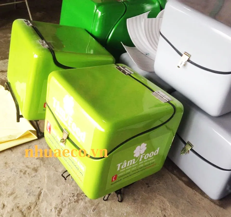 Thùng chở hàng composite.