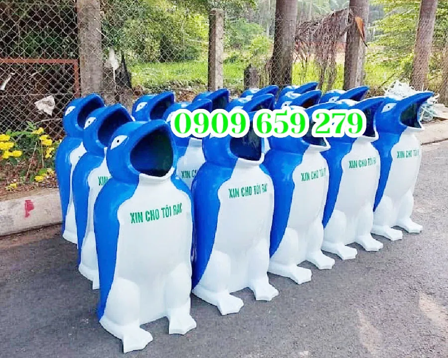 Thùng rác chim cánh cụt.