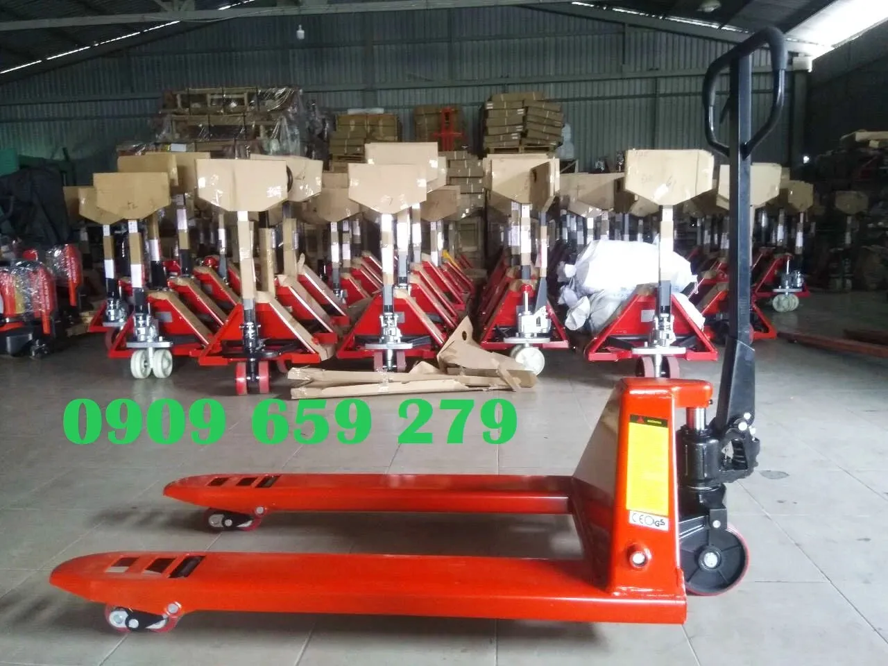 Xe nâng tay 2000kg.