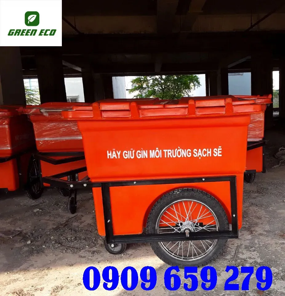 Thùng rác nhựa 660 lít.