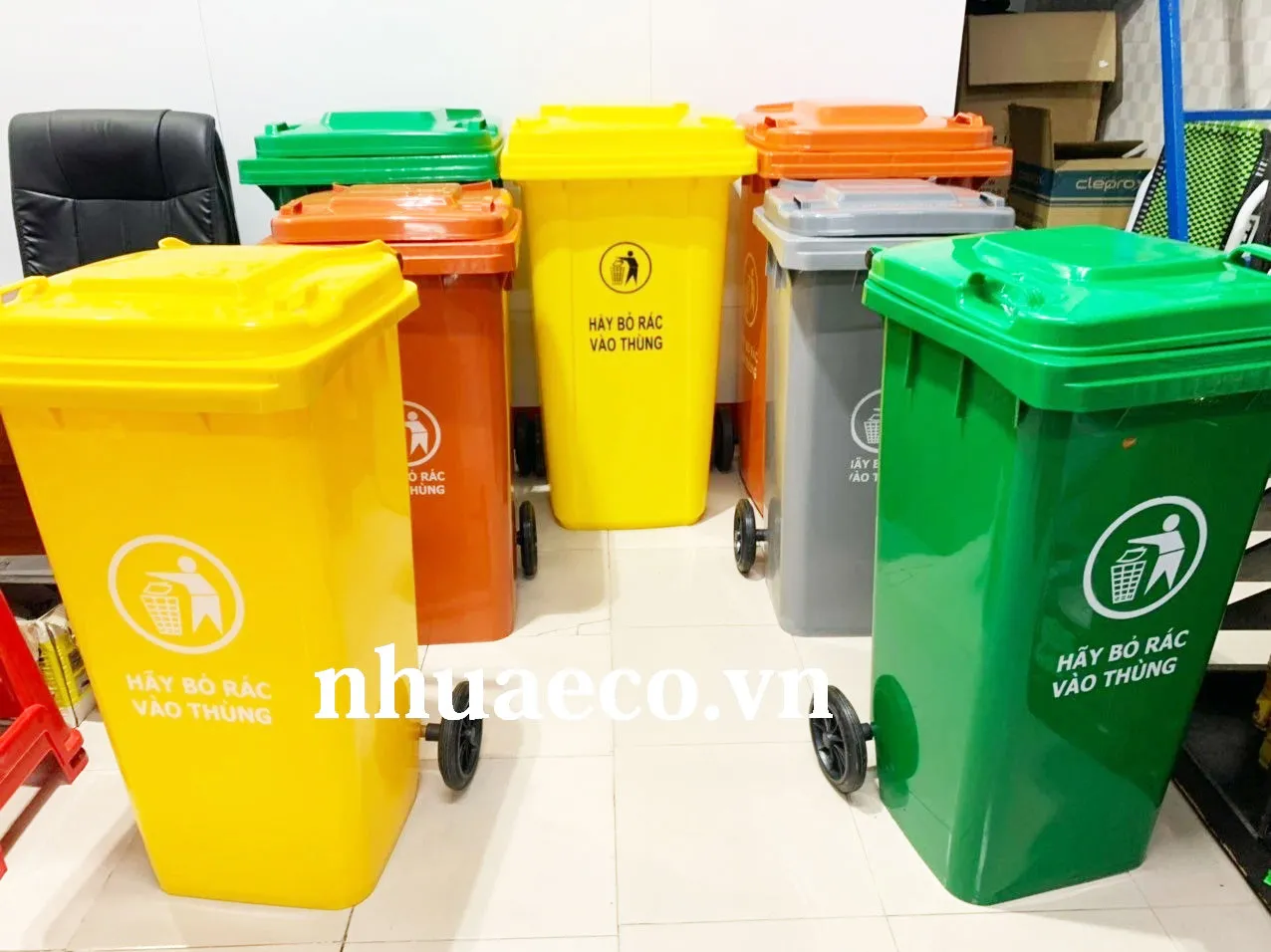 Thùng rác phân loại 120L dày dặn, chống ăn mòn.
