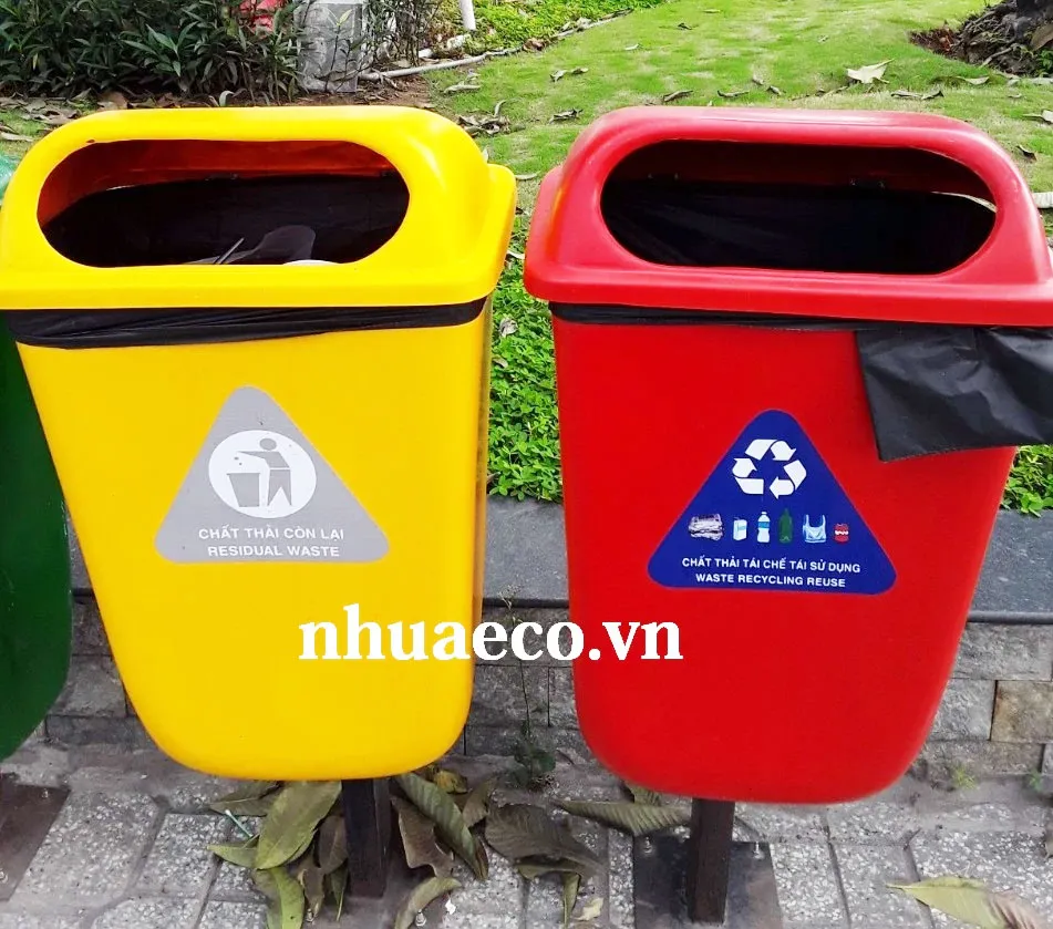 Thùng rác ngoài trời 55L.