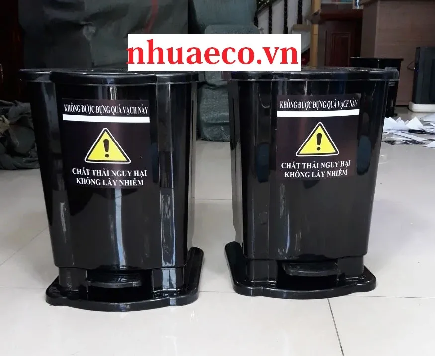 Thùng rác phân loại góp phần xây dựng môi trường sống sạch – đẹp – văn minh.