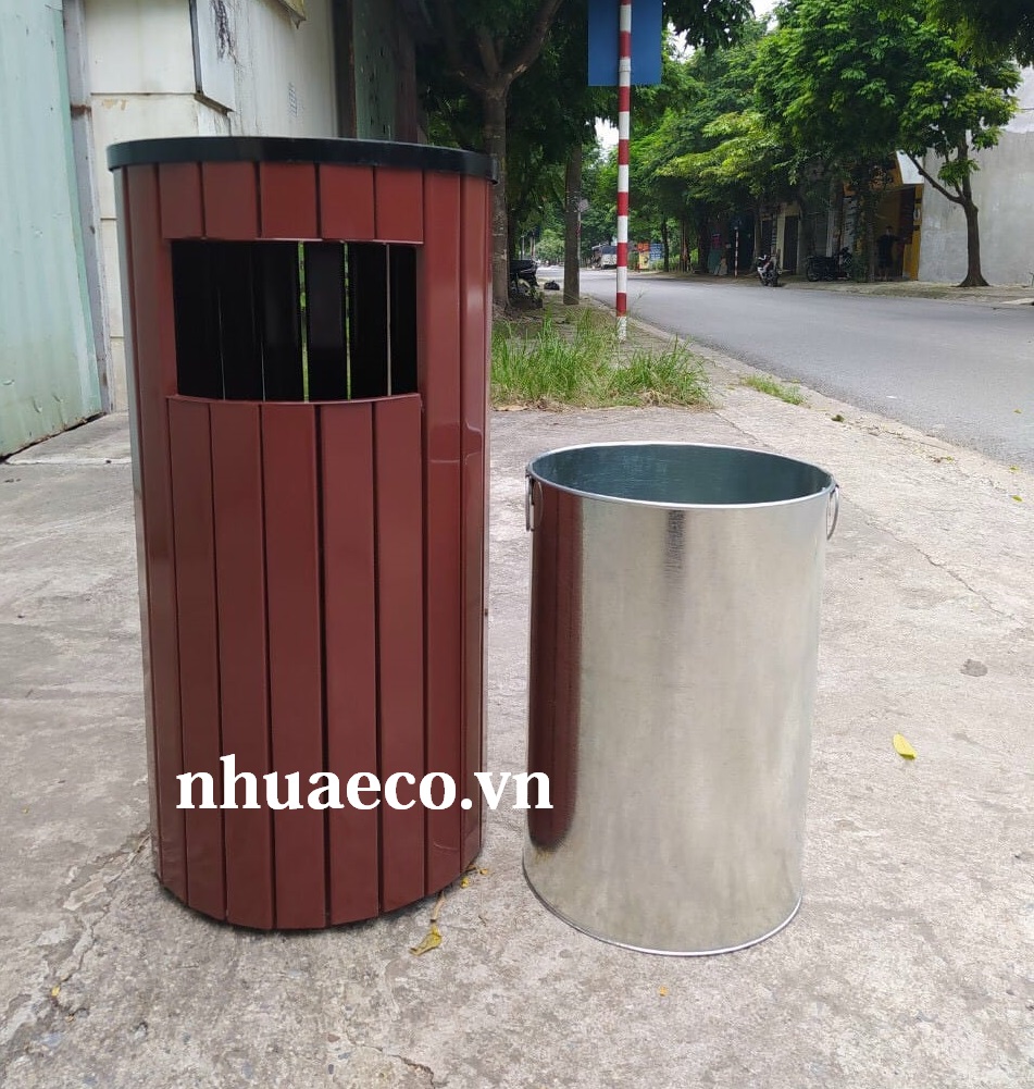 Thùng rác gỗ tròn có gạt tàn giá rẻ