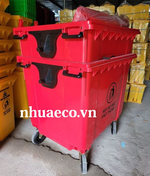Thùng rác nhựa 660l màu đỏ đặt tại khu công nghiệp