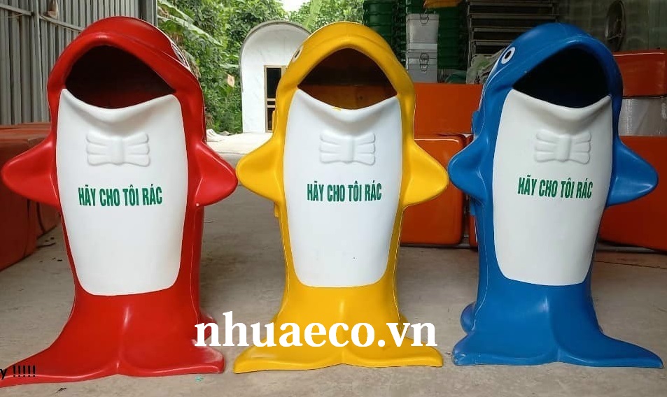 Thùng rác nhựa cá heo màu sắc bắt mắt