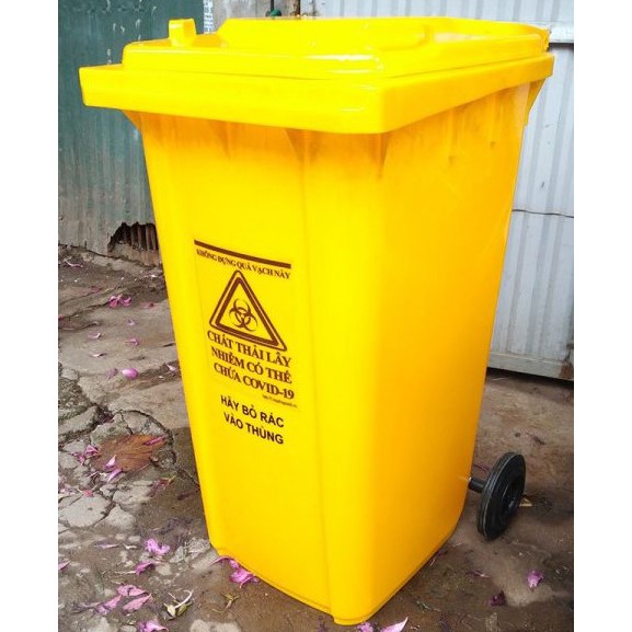 Thùng rác y tế màu vàng 120L chứa chất thải có nguy cơ nhiễm CoVid-19