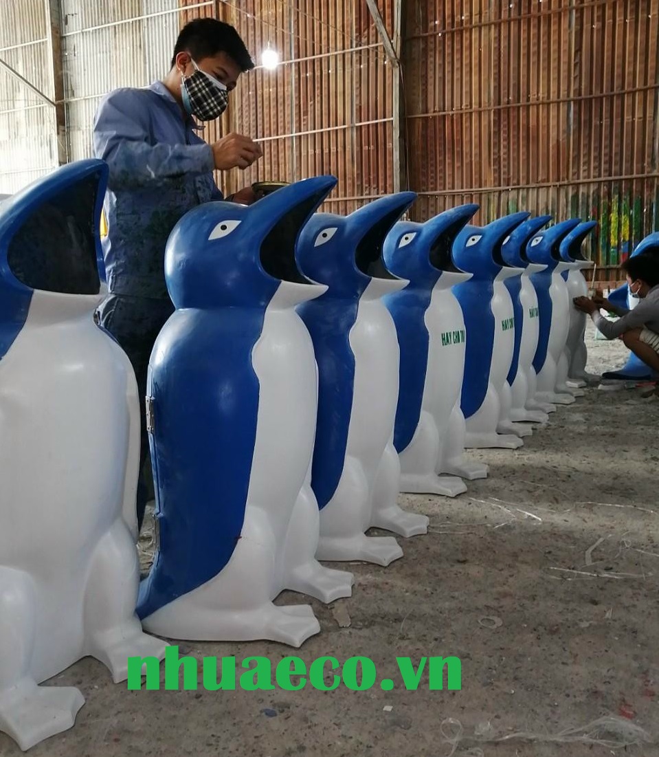 Thùng rác hình chim cánh cụt Phát Đạt giá rẻ đẹp chất lượng