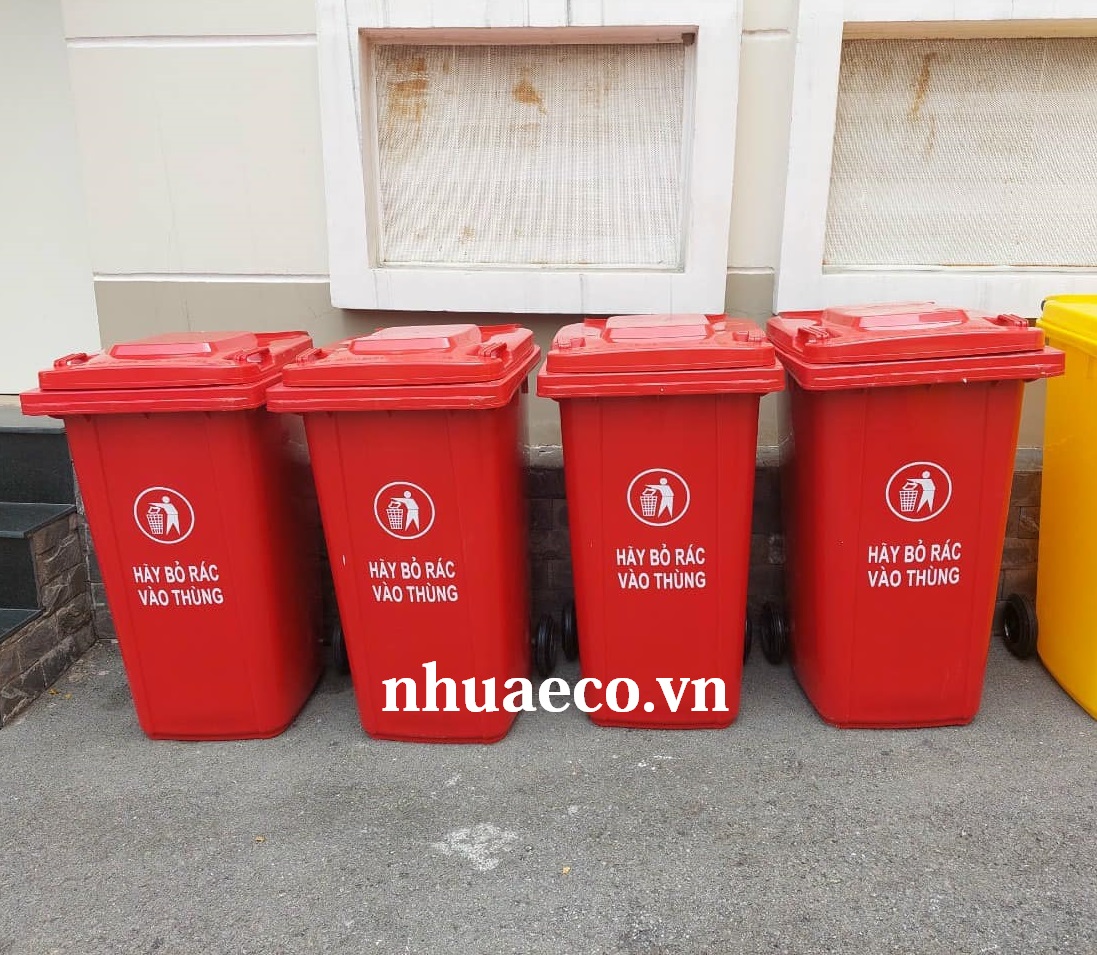 Thùng rác nhựa HDPE 120 lít có bánh xe để ngoài trời