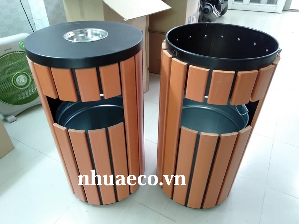 Thùng rác tròn gỗ công nghiệp ngoài trời