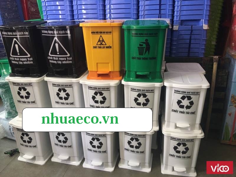 Thùng chứa rác thải y tế 15L giá rẻ