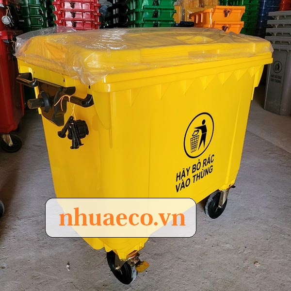 Thùng rác y tế màu vàng 660L giá tốt